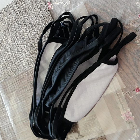 Nwt 15  Face mask bundle - Picture 3 of 3